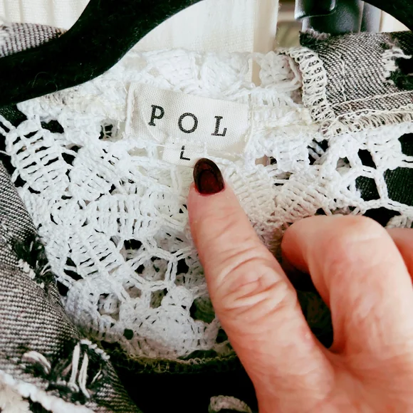 POL Black and White Crochet-Trim Hooded Jacket - Picture 9 of 9